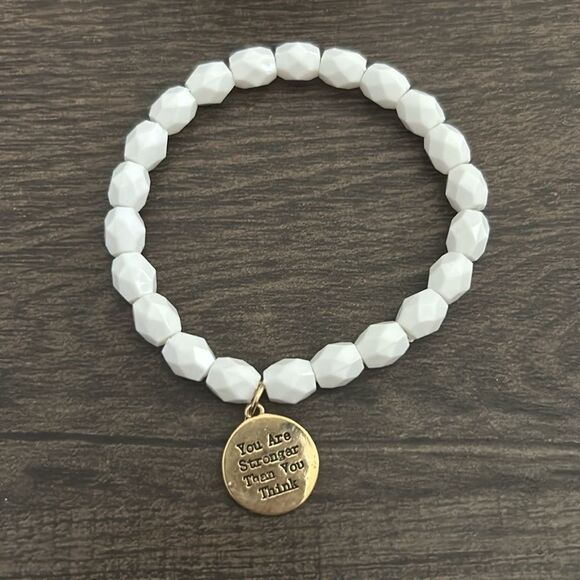 Lily Sky - 3 Piece Beaded Bracelet Set With Charms - New! - Picture 4 of 5